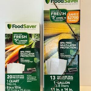 FoodSaver Precut Vacuum Seal Bags 4 Gallon (in Open Box)  + 20 Quart BPA Free